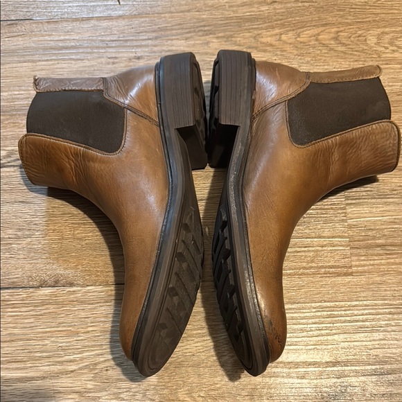 Cole Han Men’s Brown Leather Ankle Boots Size 8 1/2 - Picture 2 of 6